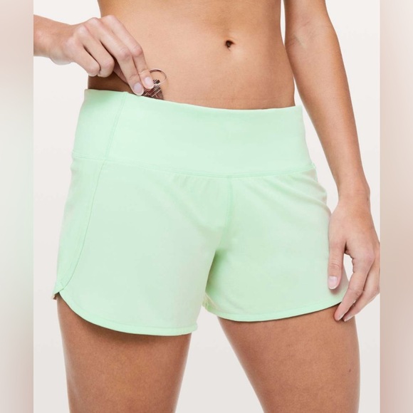 LULULEMON Run Times Short II *4" - Misty Mint - W7AKXS - Sz 4 - Picture 3 of 9